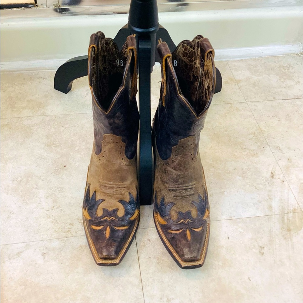 ARIAT Leather Boots Size 9B